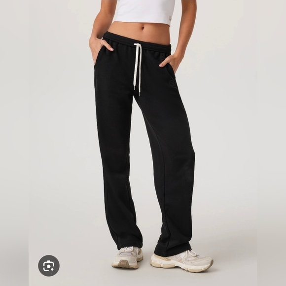 Vuori Pants - Halo Essential Wide Leg Pant | Black | Sz Small